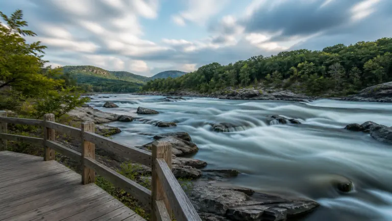 Separate stable anchors from moving water/clouds and identify changing-light risks.